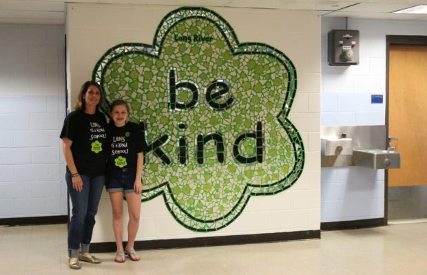 Long River’s Be Kind Mural